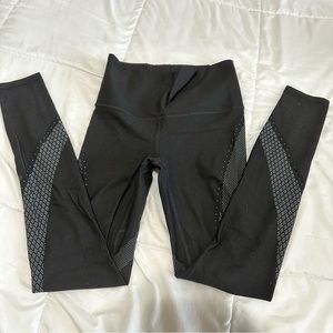 Size 6 Lululemon Leggings - 28”